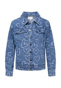 Denim jakna v modri barvi z belimi srčastimi vzorci, z ovratnikom, sprednjim gumbom in dvema žepoma na prsih. Tkanina ima klasično teksturo.