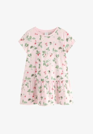 Pink kortærmet kjole med flæsekant, dekoreret med grønne blade, røde jordbær, hvide blomster og små mariehøns over det hele.