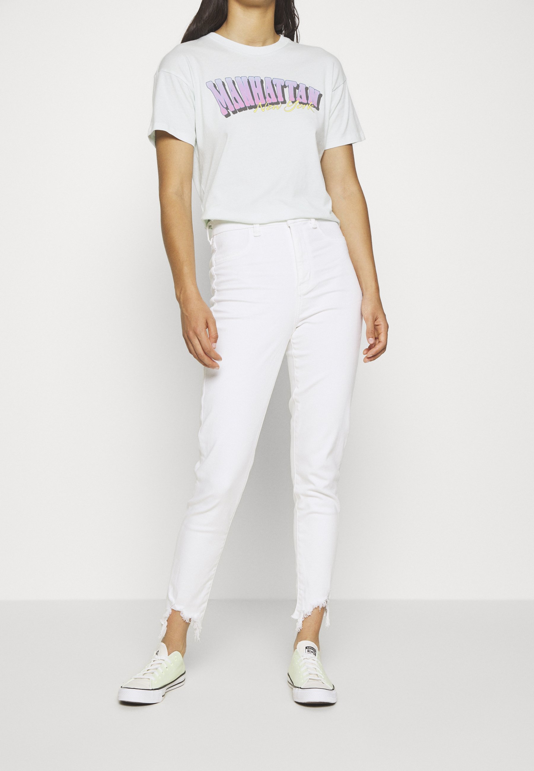 American Eagle CURVY SUPER HIGH RISE CROP Jeans slim fit American Eagle CURVY SUPER HIGH RISE CROP - Jeans slim fit - bright white