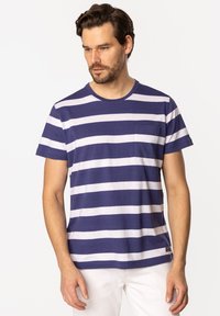 Lee Cooper - T-shirt z nadrukiem