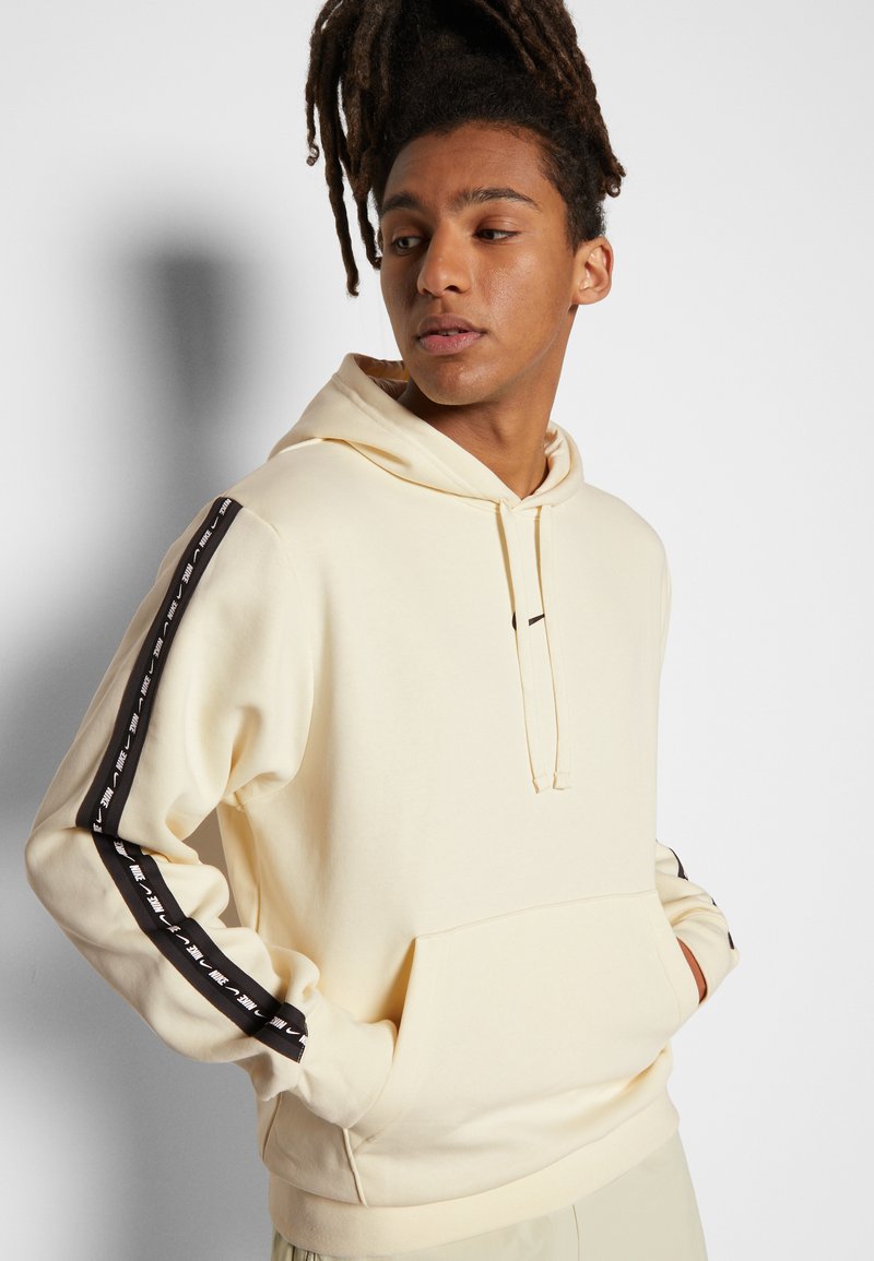 Herren Kapuzenpullover | Nike Sportswear REPEAT HOODIE Sweatshirt coconut milk/offwhite - UF78173 Herren Kapuzenpullover | Nike Sportswear REPEAT HOODIE Sweatshirt coconut milk/offwhite - UF78173