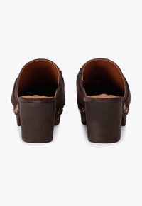 Kurt Geiger London MANSION - Sabots - brown