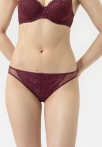Unselected, boysenberry