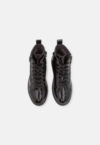 Jana Höga sneakers - black