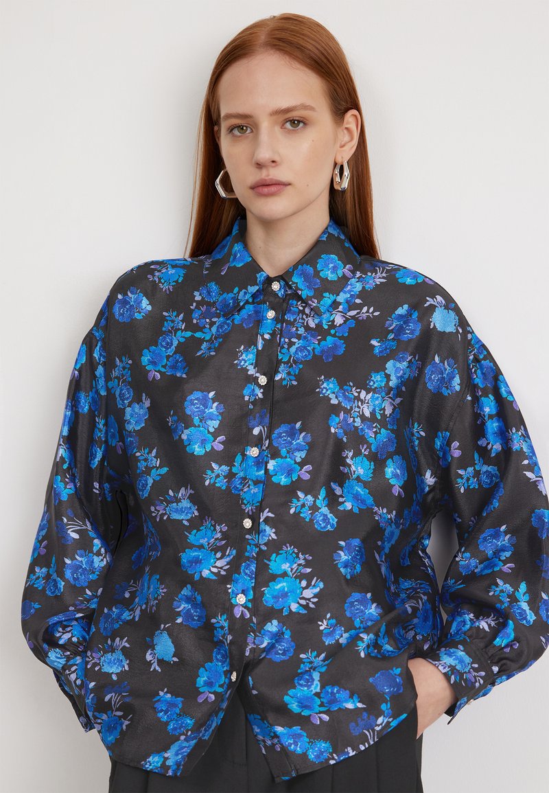 Cras - GINA - Button-down blouse - dazzling blue, Enlarge