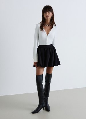 Calliope, CAMICIA TINTA UNITA - Button-down blouse - bianco lana
