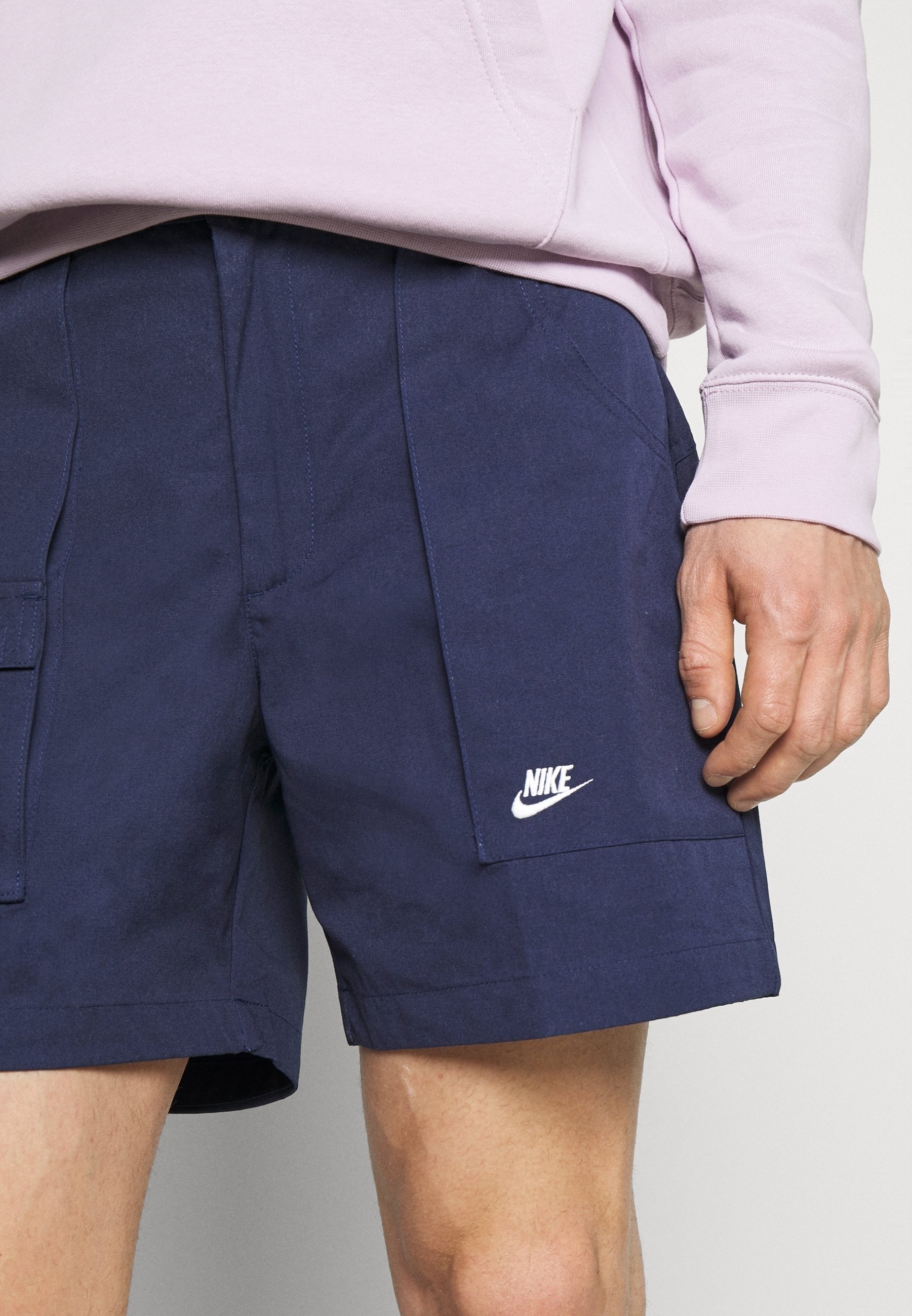 nike shorts dark blue