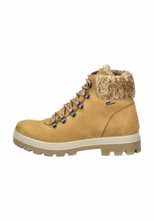 Winter boots - camel beige