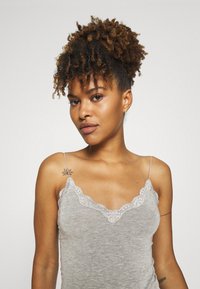 MAGIC Bodyfashion COZY ORGANICS CAMI - Top - heather grey