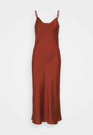 Ärmelloses Maxikleid aus rostfarbigem Stoff. Verfügt über einen V-Ausschnitt, verstellbare Träger, glatte Textur und einen Schlitz auf einer Seite.