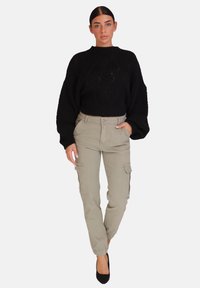 Cargo trousers - grün