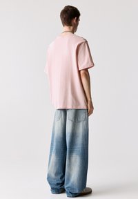 PULL&BEAR JOIN LIFE - Navadna majica - pink