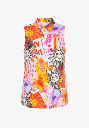 Koszula bez rękawów zapinana na guziki, z kolorowymi twarzami słońca, abstrakcyjnymi kształtami, plasterkami cytrusów, kwiatami oraz mieszanymi napisami na różowo-pomarańczowo-białym tle.