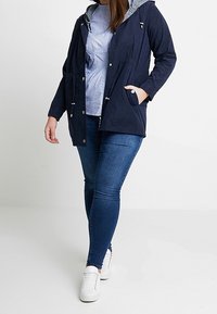 Zizzi Parkas - dark blue