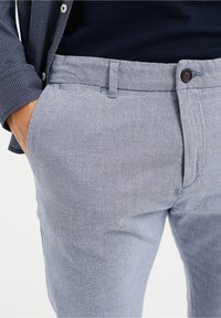 WE Fashion Chino kalhoty - light blue