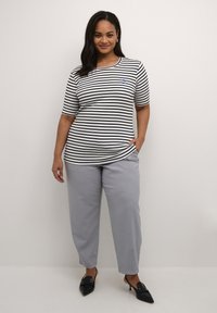 Kaffe Curve LIA LOVE  - T-shirts print - chalk black stripe w  blue