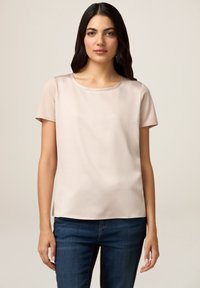Unausgewählt, beige
