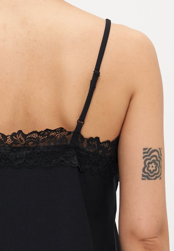 VMMILLA SINGLET - Top2