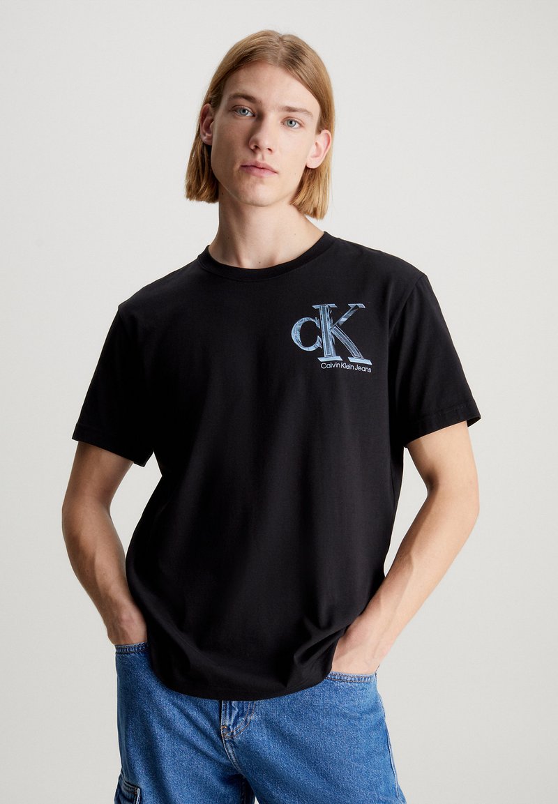 Calvin Klein Jeans - META MONOGRAM TEE UNISEX - Paprasti marškinėliai - ck black, Padidinti