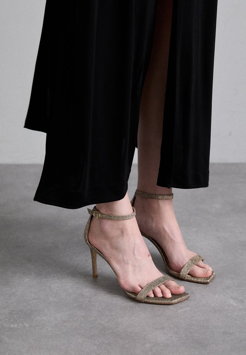 Stuart Weitzman NUNAKEDCURVE - Sandály na vysokém podpatku - adobe