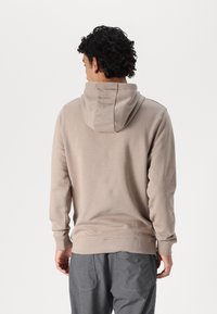 Lyle & Scott Sweatshirt - heritage taupe