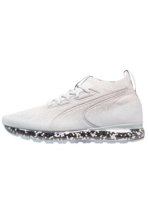 Sneakersy wysokie