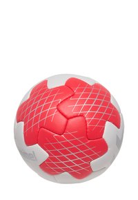 Röd och vit handboll med hexagonalt mönster, utrustad med texturerade ytor och silvergitterdetaljer för bättre grepp och synlighet.