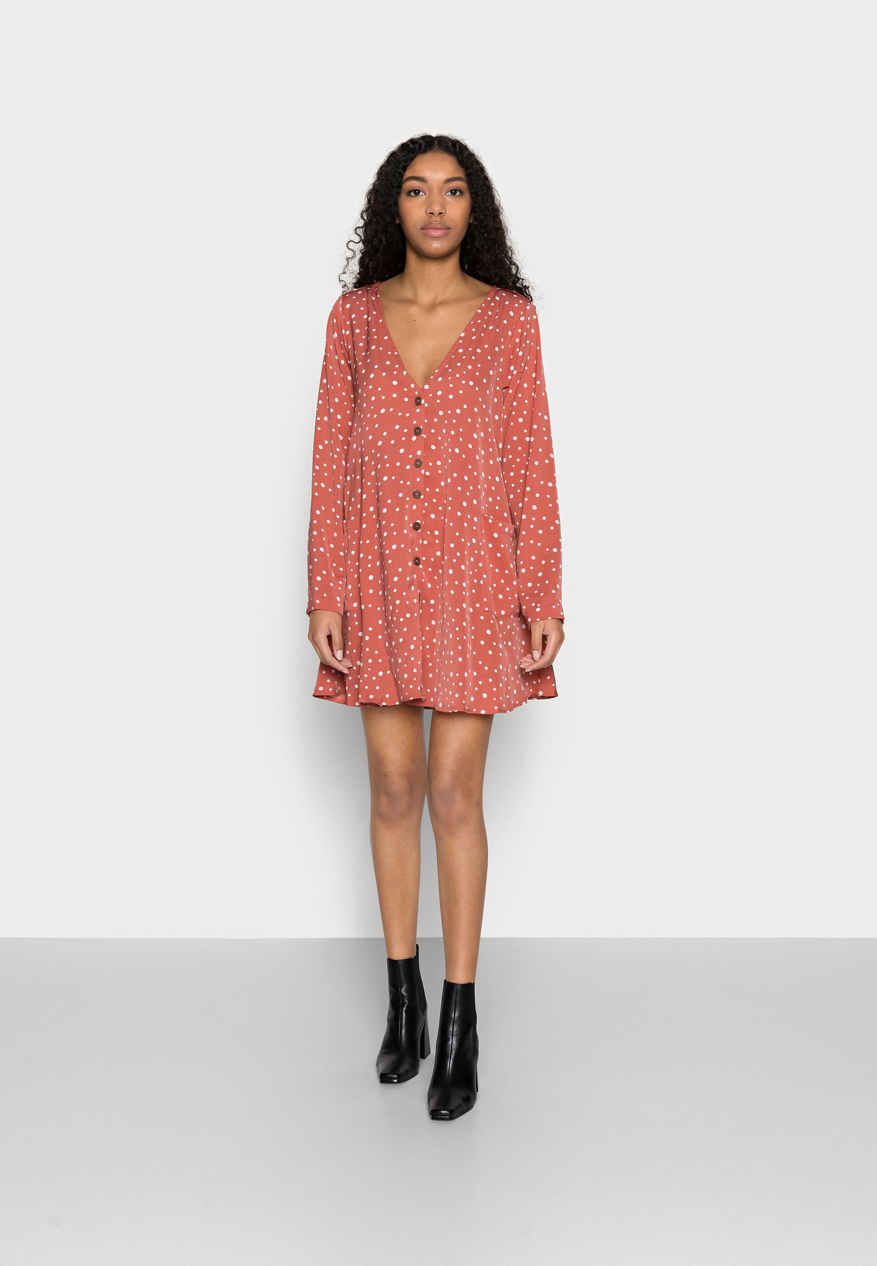 Missguided Petite BUTTON THRU SMOCK 