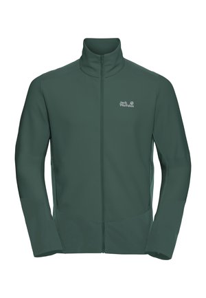 Dunkelgrüne Outdoor-Jacke mit durchgehendem Reißverschluss und hohem Kragen, mit Jack Wolfskin-Logo auf der Brust, dargestellt vor weißem Hintergrund.
