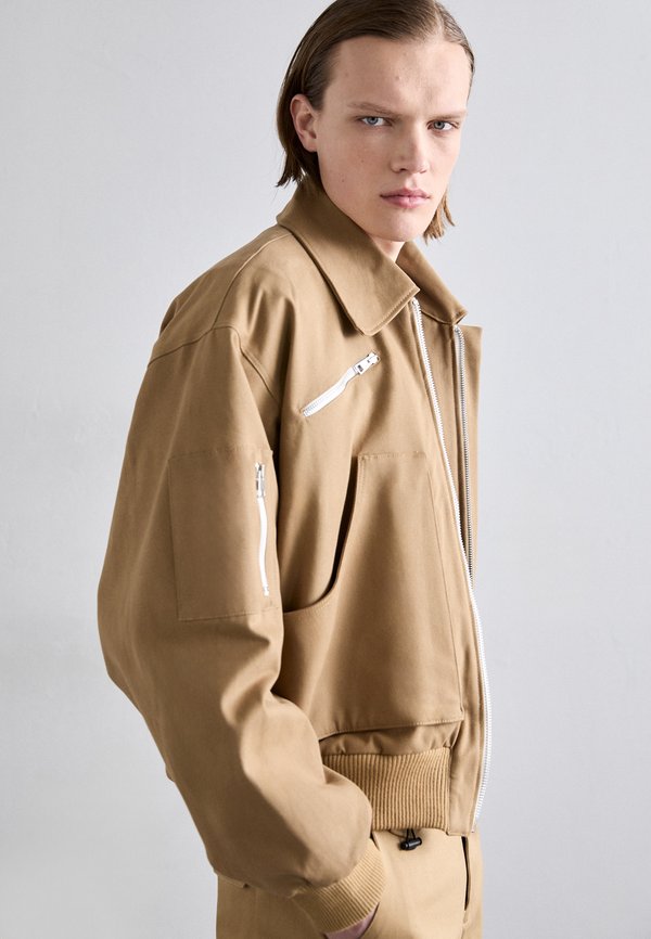 POCKETS - Bomber Jacket - beige taupe2