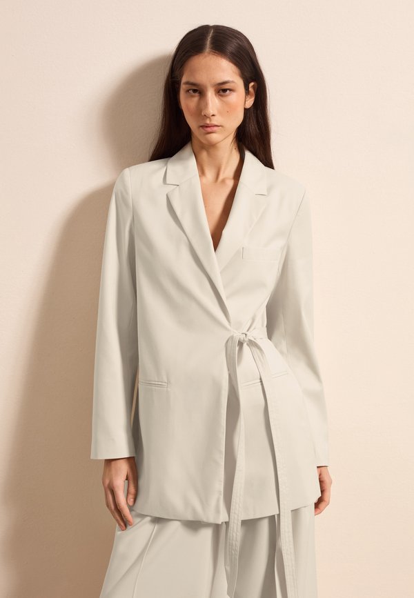 WRAPAROUND  - Kurzmantel