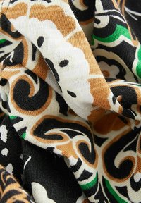 Next V-NECK BUBBLE HEM PETITE - Tričko s potlačou - black palm print