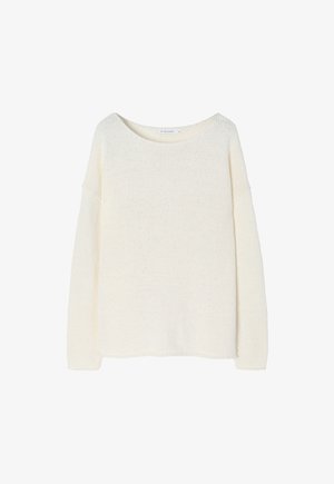 Pull tricoté blanc avec un large col et des manches longues. Texture douce avec une coupe décontractée et un ourlet droit. Aucun motif ou accent visible.