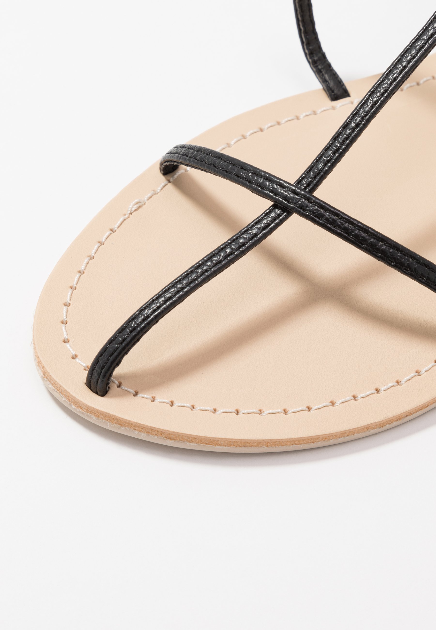THIN MULTI STRAP tåsandaler black THIN MULTI STRAP tåsandaler black