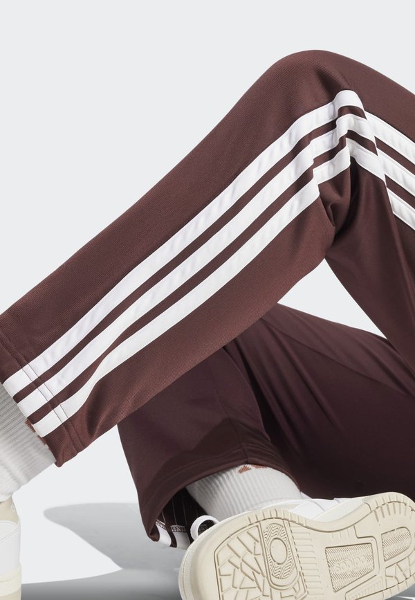 SET - Tracksuit - aurora ruby2