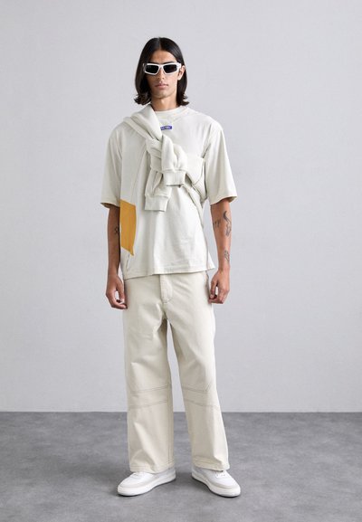 A-COLD-WALL* FORMAT PANT - Housut - beige bone