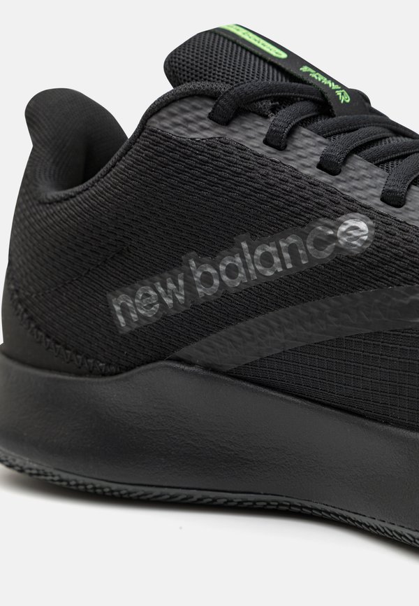 DYNASOFT TRNR V2 - Training shoe2