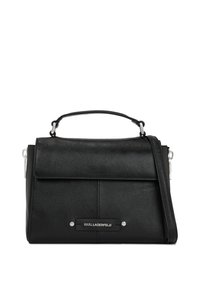 Sac à main en cuir noir avec un design structuré, une poignée supérieure, une bandoulière ajustable, des détails en métal argenté, et une plaque logo à l'avant.