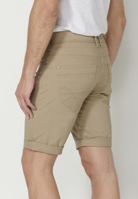 Koroshi STRETCH STRET - Short en jean - camel