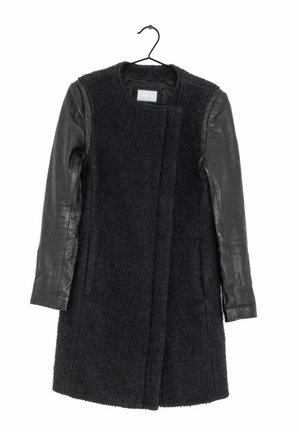 Abrigo de invierno - black