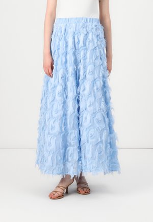 Helle blaue Maxirock aus weichem, strukturiertem Stoff mit geschichteten Fransen, mit einem elastischen Bund und einem fließenden Design.