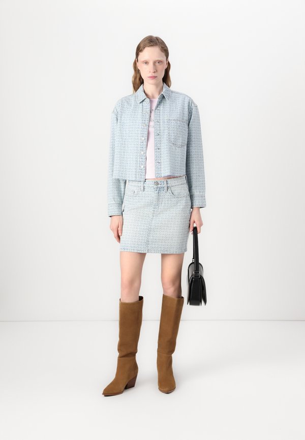 CROPPED DROP SHOULDER LOGO SHIRT WITH RAZOR CUTHEM - Button-down blouse2