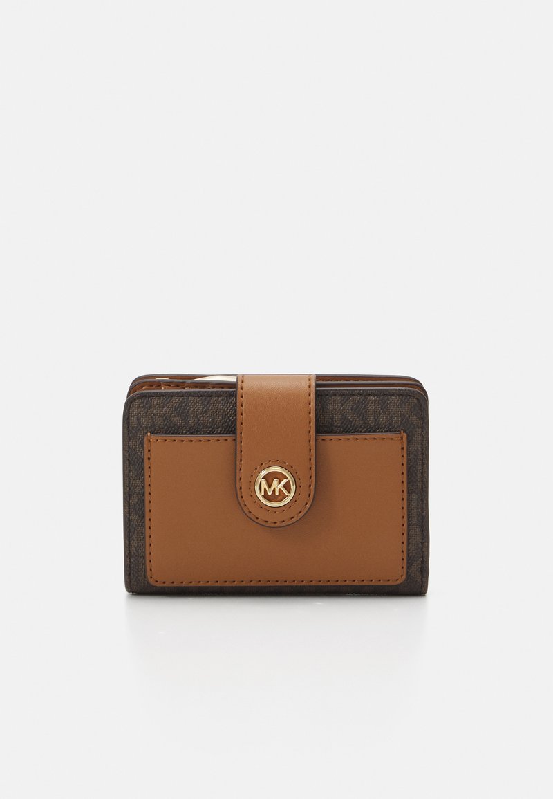 Michael Kors CHARM TAB COMPACT - Portefeuille - brown/acorn