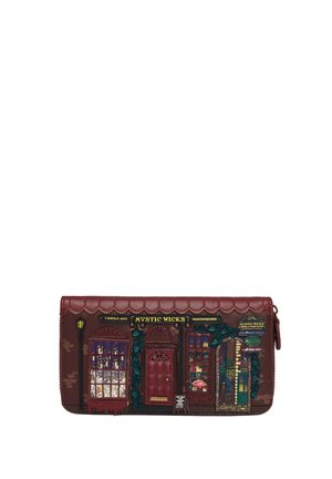 Portafoglio progettato come una vetrina bordeaux con finestre dettagliate, porta, insegna con scritto "Mystic Wicks" e viti decorative sulla facciata.