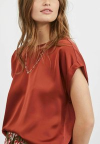 VILA VIELLETTE ochra