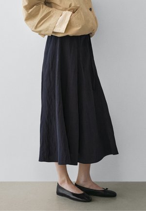 Massimo Dutti WITH BELT DETAIL - Áčková sukně - dark blue