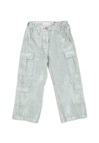 Pantaloni cargo argento chiaro con una texture lucida, dotati di molteplici tasche, chiusura con bottone e un design a vestibilità rilassata.