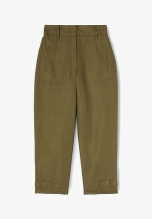 Oliwkowe spodnie o wysokim stanie z przednimi naszywanymi kieszeniami, szlufkami na pasek i regulowanymi paskami u dołu.