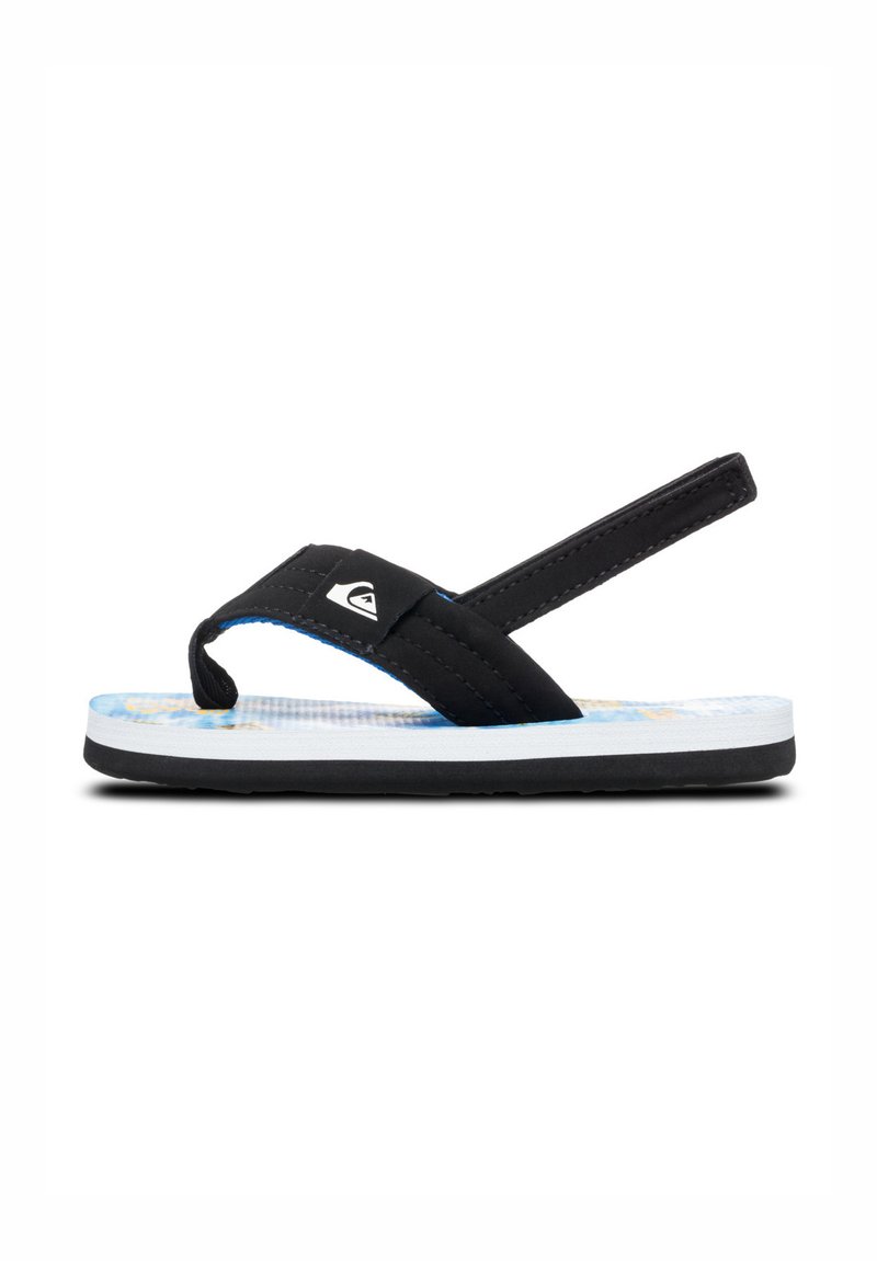 Sort flip-flop med en struktureret rem, blød skumindlæg i blå farve med tropisk mønster, hvid mellemsål og sort gummisål.