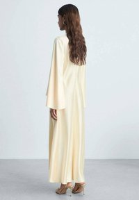 Mango Îmbrăcăminte de ocazie - gold-coloured